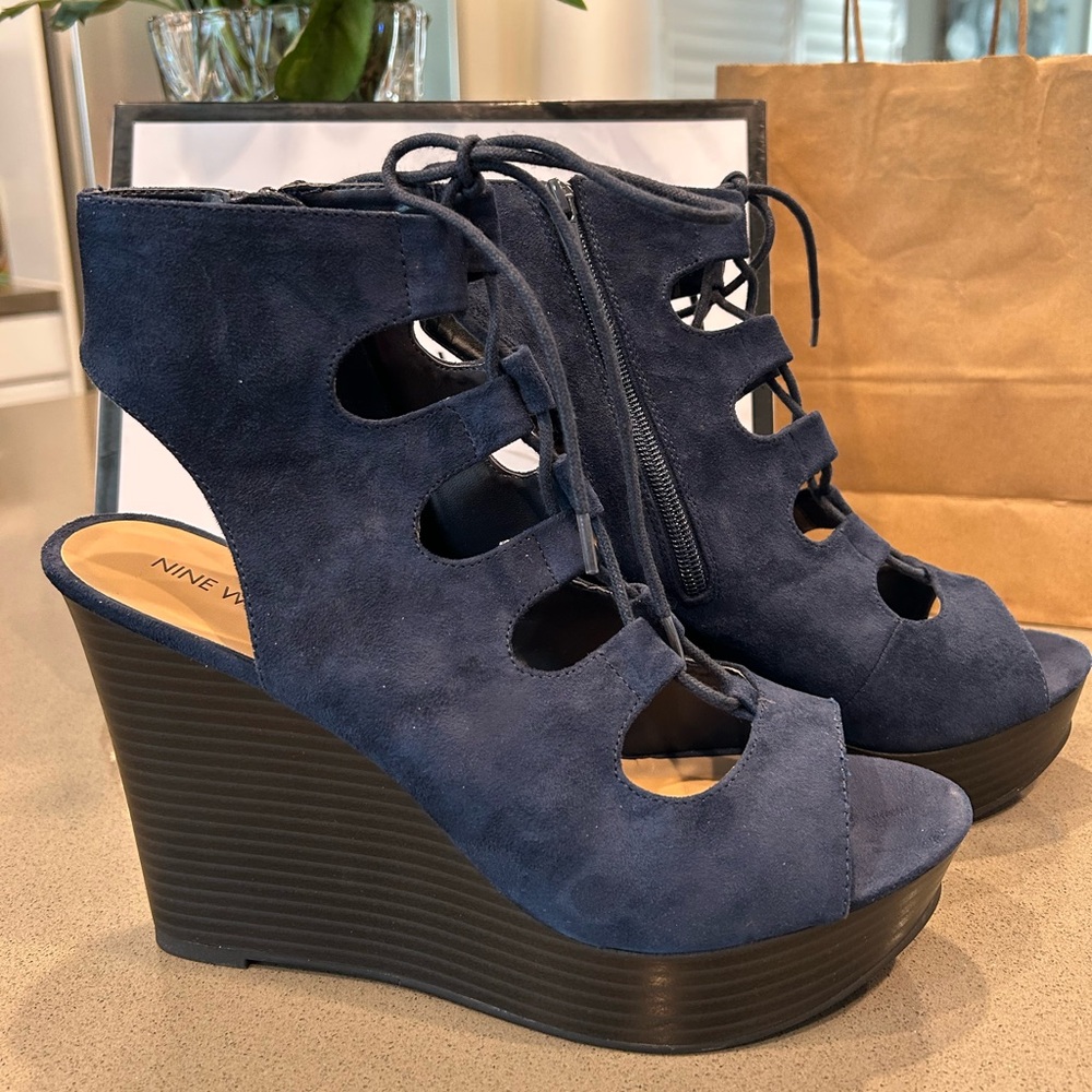 Nine West Women's Navy Wedge Sandals